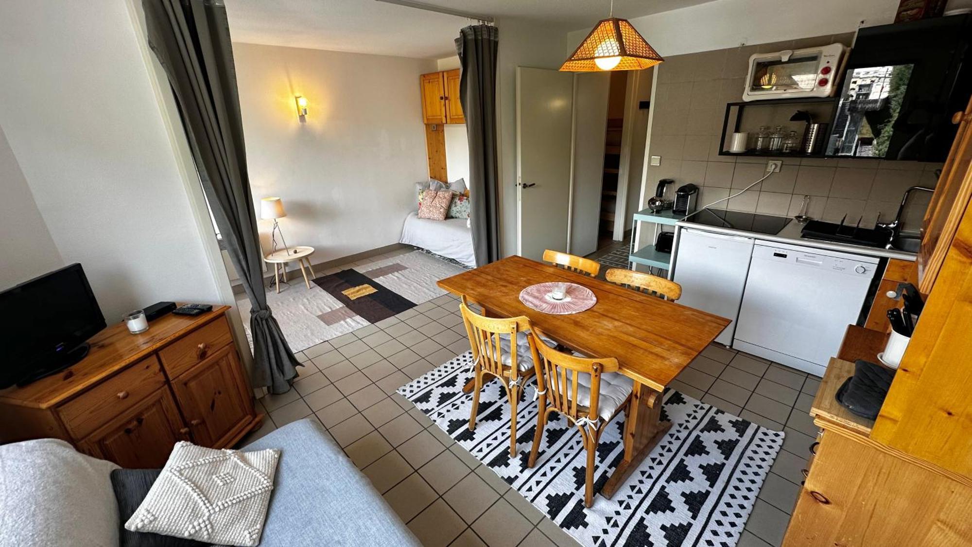 Appartement Centre Ville Pied De Piste Briancon Exterior photo